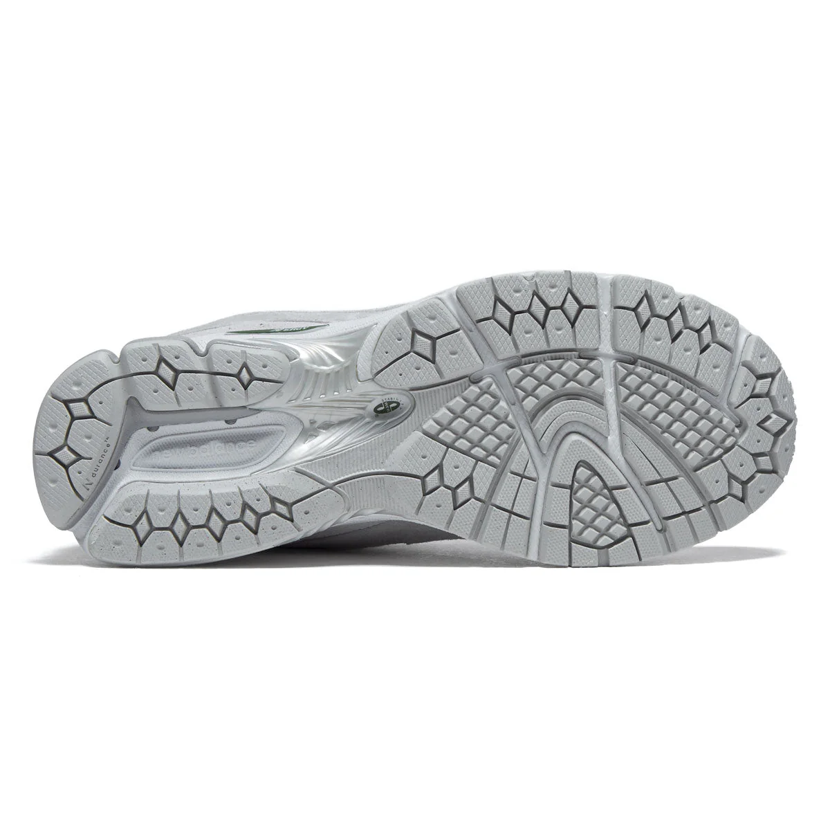 New Balance 2002R Shoes - Linen/Raincloud - Image 4