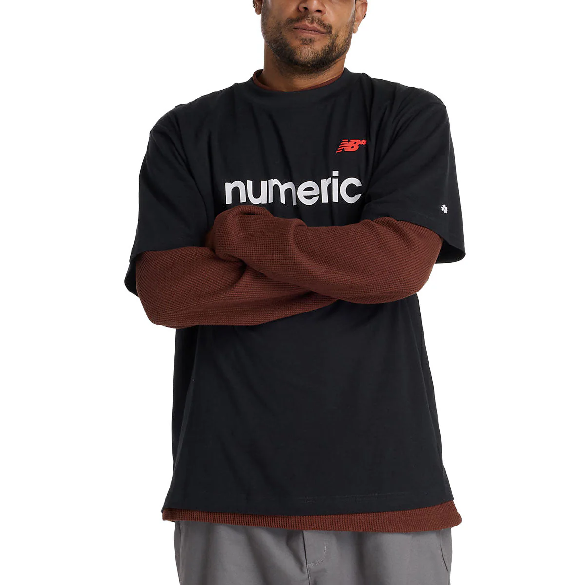 New Balance Numeric Linear Logo T-Shirt - Black - Image 2