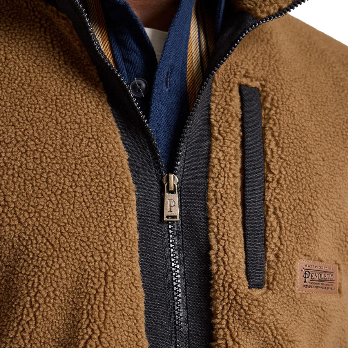 Pendleton Tahuya Range Fleece Jacket - Bronze Autumn Star - Image 3